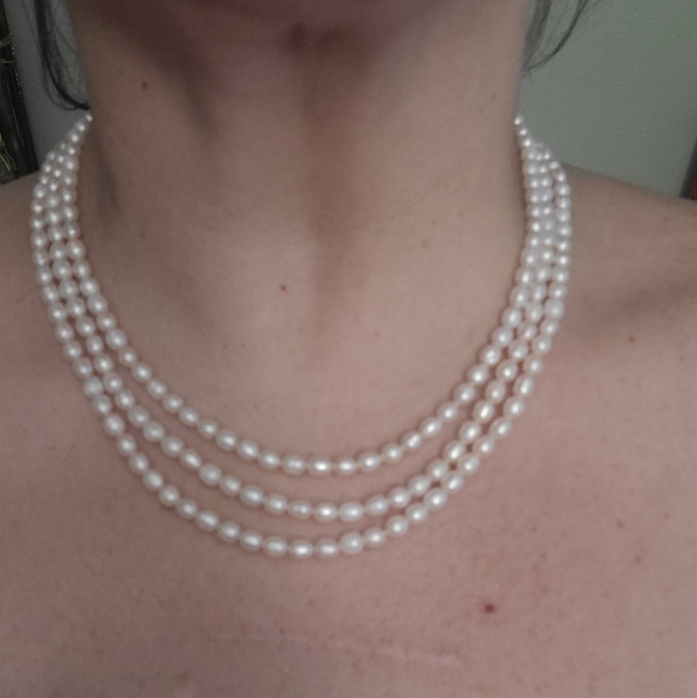 Vintage Three Strand Freshwater Pearl Necklace 18"